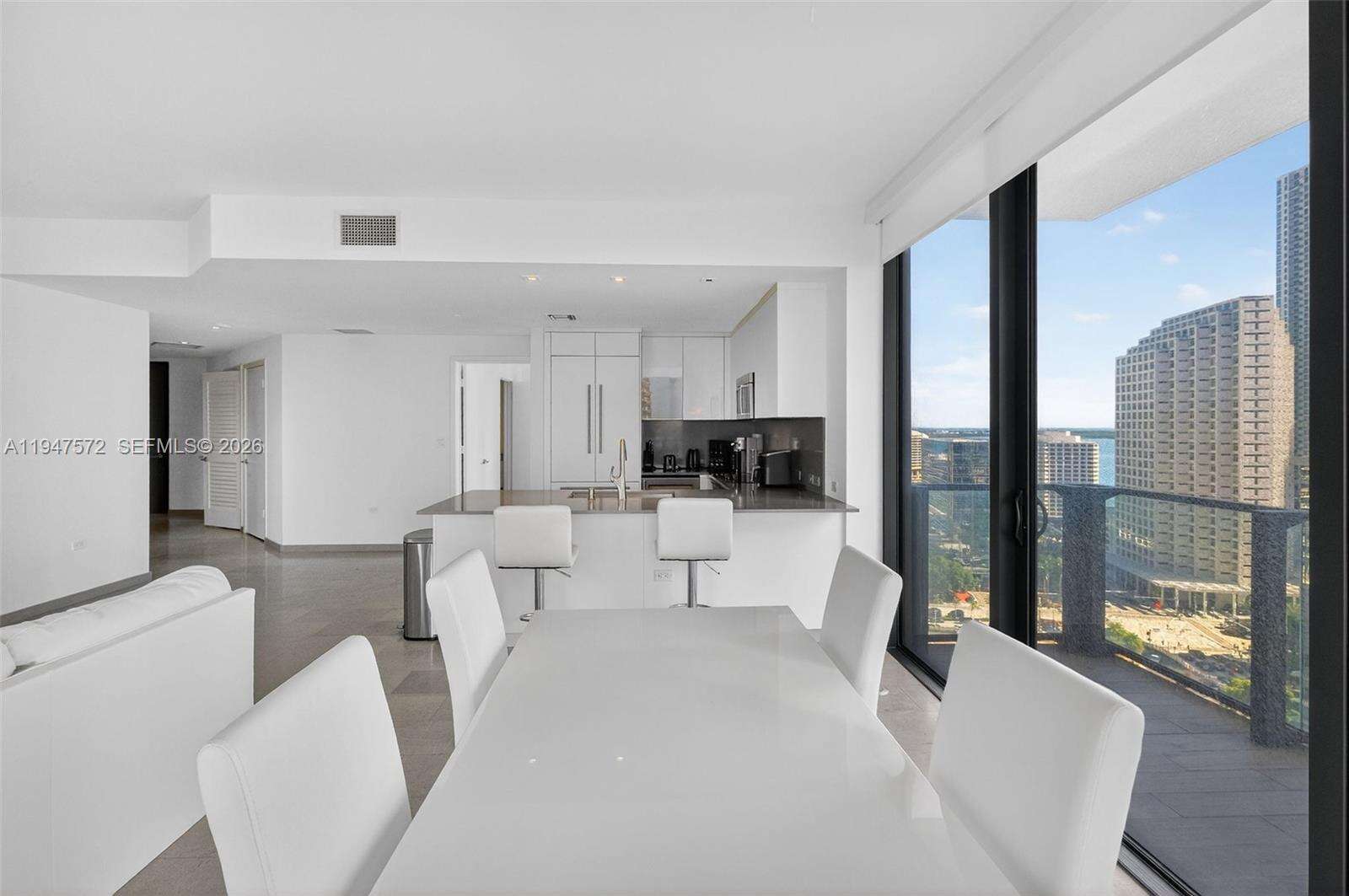 Reach Brickell at 68 6 St, Miami, FL 33131 - For Rent photo 10