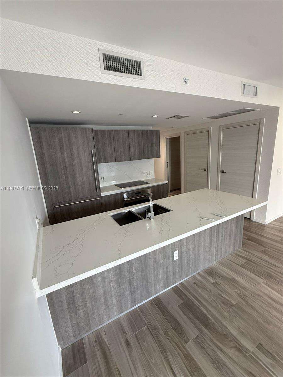 Sls Lux at 801 Miami Ave, Miami, FL 33130 - For Rent photo 4