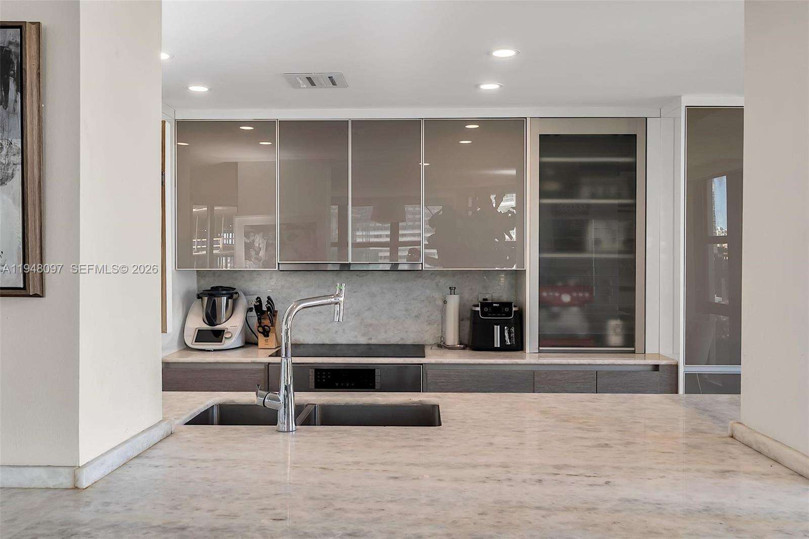 Brickell Place at 1865 Brickell Ave, Miami, FL 33129 - For Rent photo 12