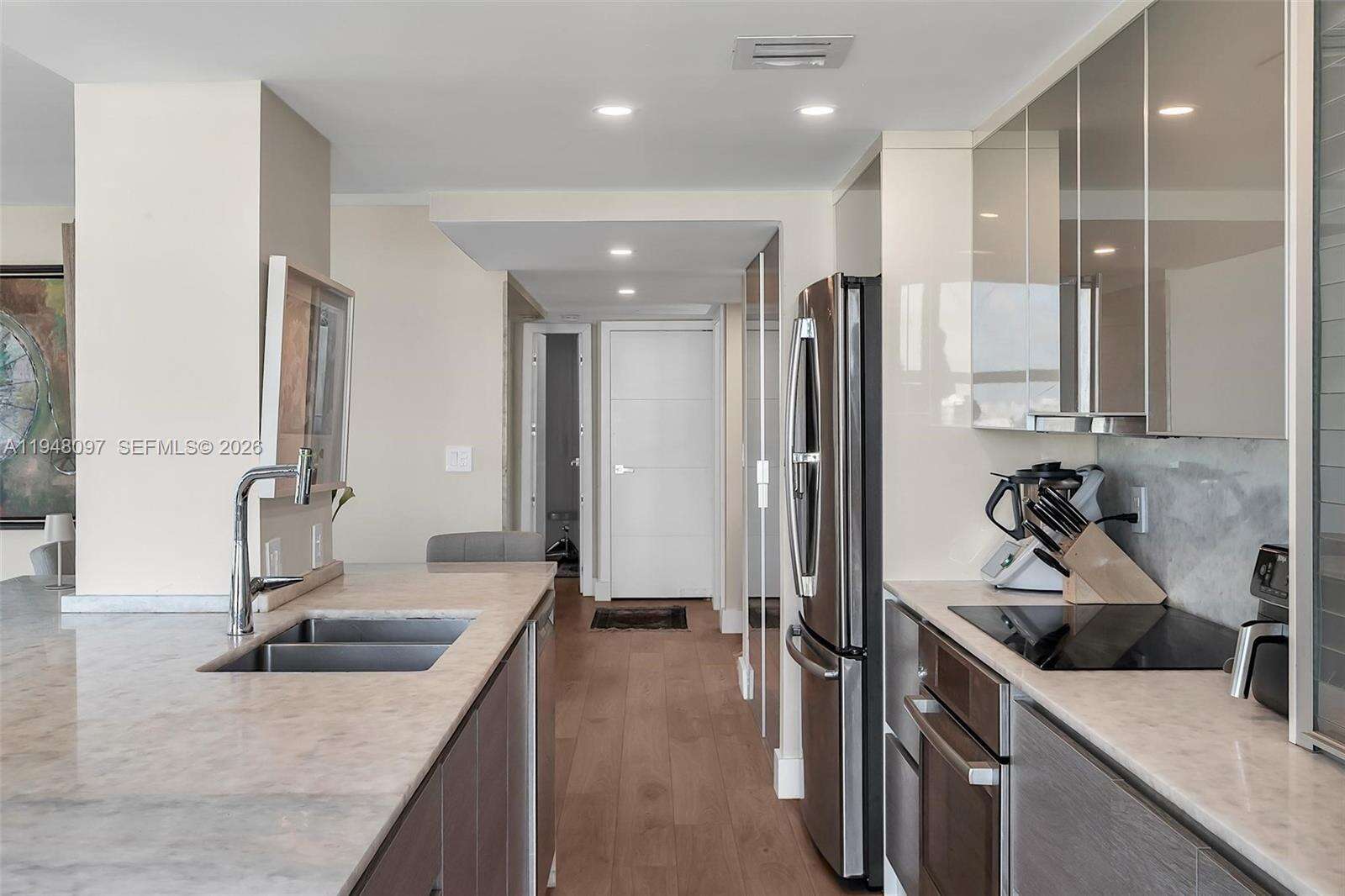 Brickell Place at 1865 Brickell Ave, Miami, FL 33129 - For Rent photo 13