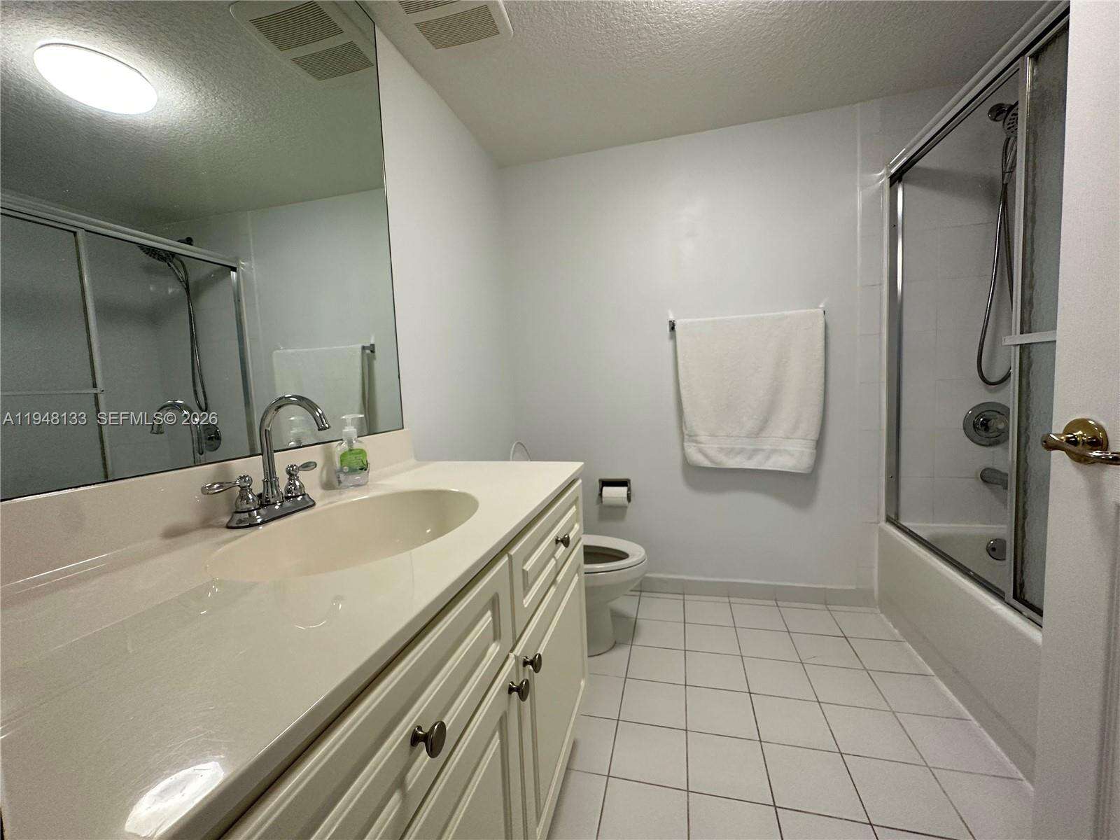 Florida Ocean Club at 17275 Collins Ave, Sunny Isles Beach, FL 33160 - For Rent photo 9