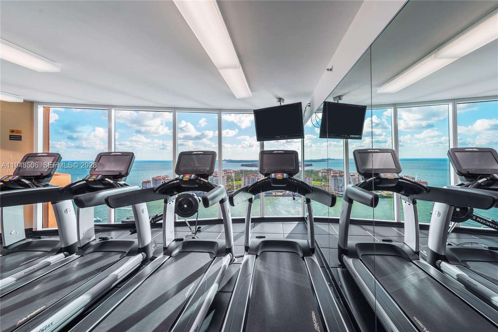 Portofino Tower at 300 Pointe Dr, Miami Beach, FL 33139 - For Rent photo 28