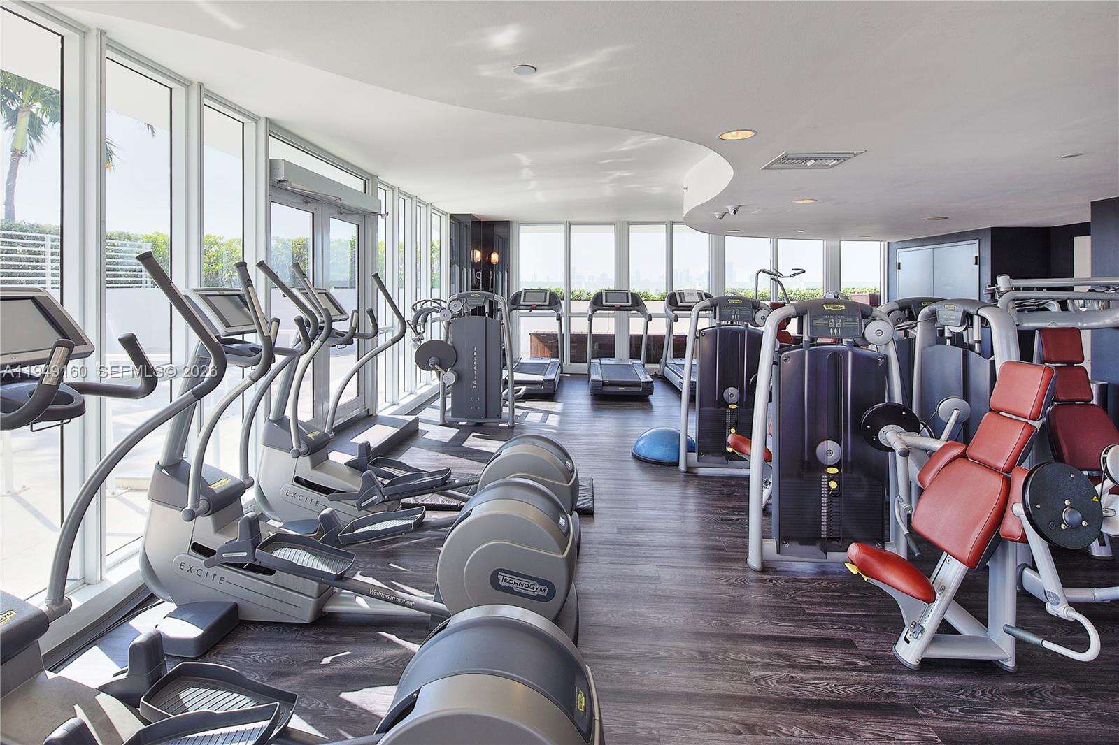 Bentley Bay at 540 W Ave, Miami Beach, FL 33139 - For Rent photo 30