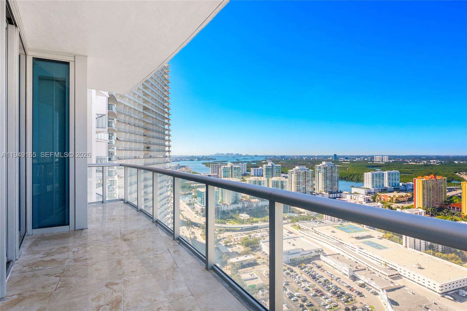 Jade Beach at 17001 Collins Ave, Sunny Isles Beach, FL 33160 - For Rent photo 35