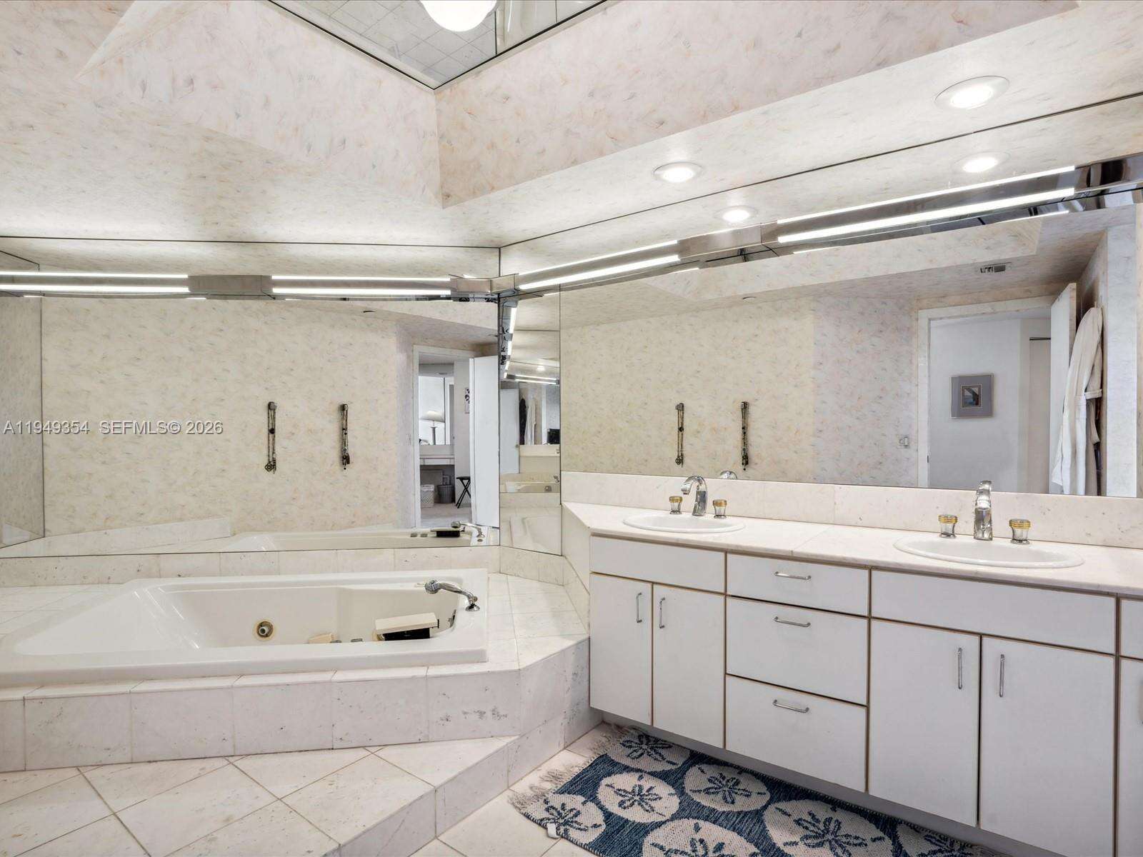 2800 Williams Island at 2800 Island Blvd, Aventura, FL 33160 - For Rent photo 20