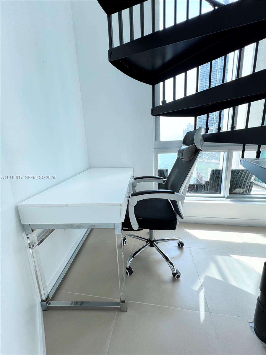 Met 1 at 300 Biscayne Blvd, Miami, FL 33131 - For Rent photo 13
