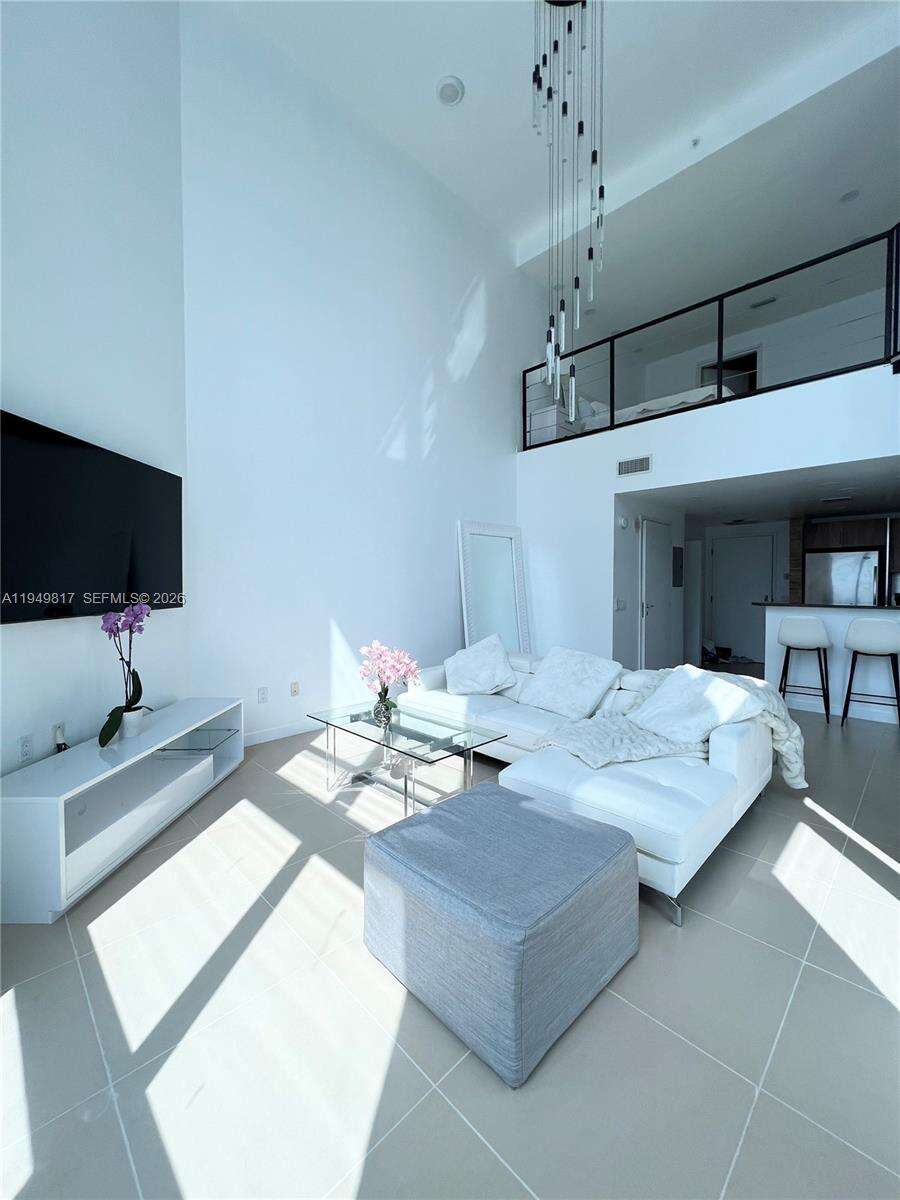 Met 1 at 300 Biscayne Blvd, Miami, FL 33131 - For Rent photo 21