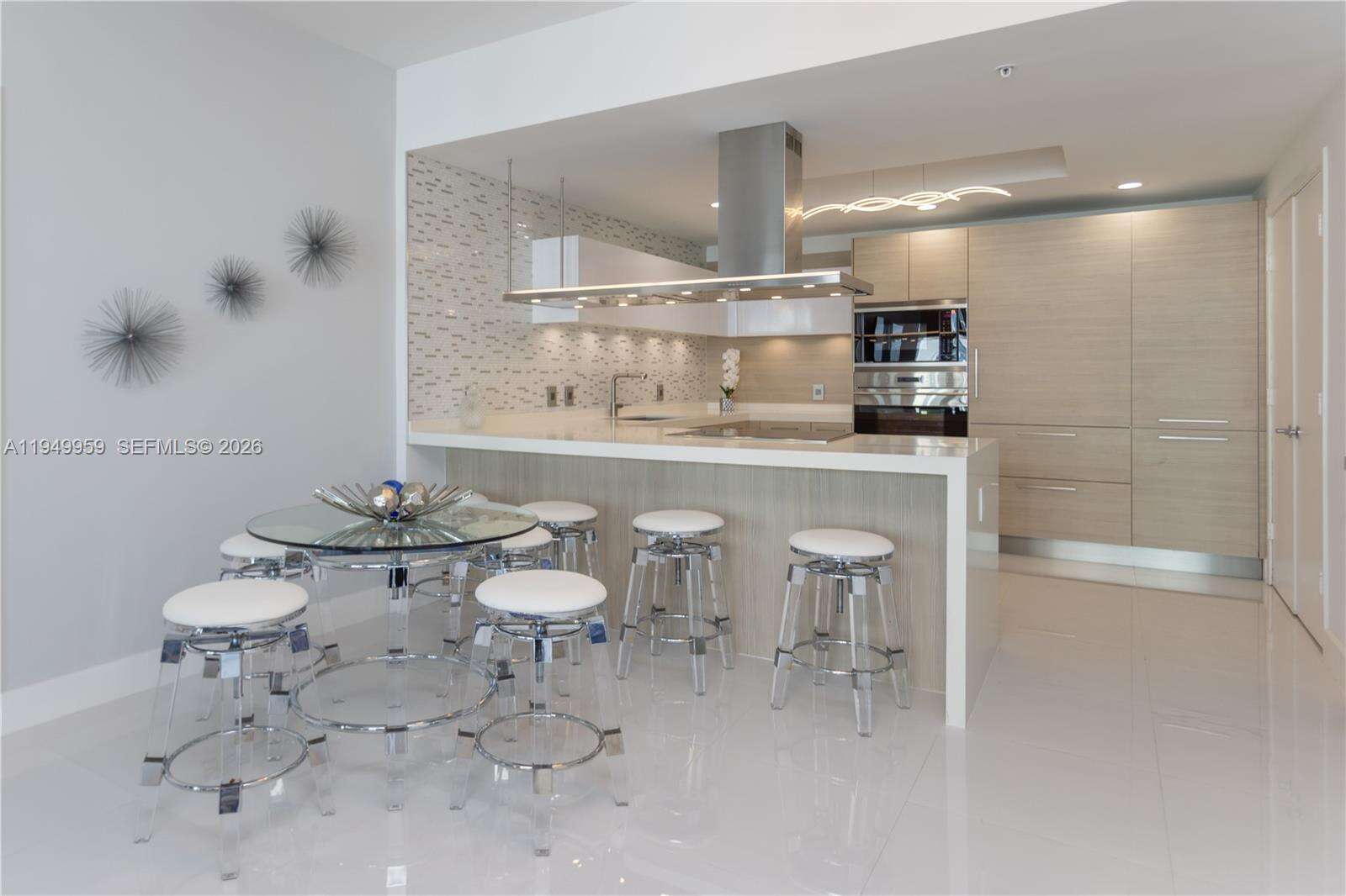 Marina Palms at 17111 Biscayne Blvd, North Miami Beach, FL 33160 - For Rent photo 21