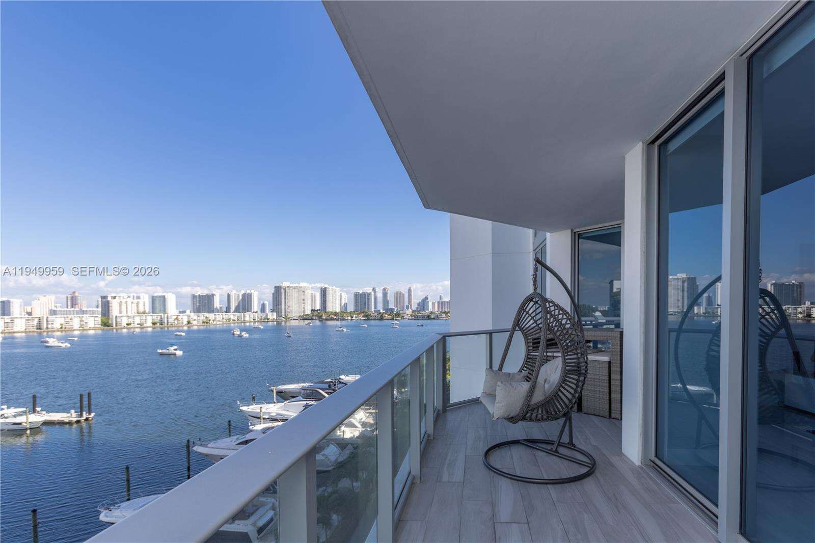Marina Palms at 17111 Biscayne Blvd, North Miami Beach, FL 33160 - For Rent photo 31