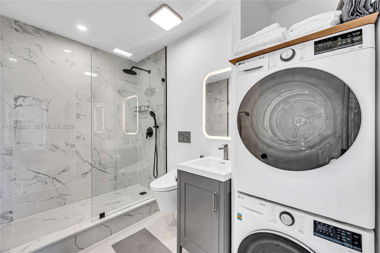 Flamingo South Beach at 1500 Bay Rd, Miami Beach, FL 33139 - For Rent photo 11