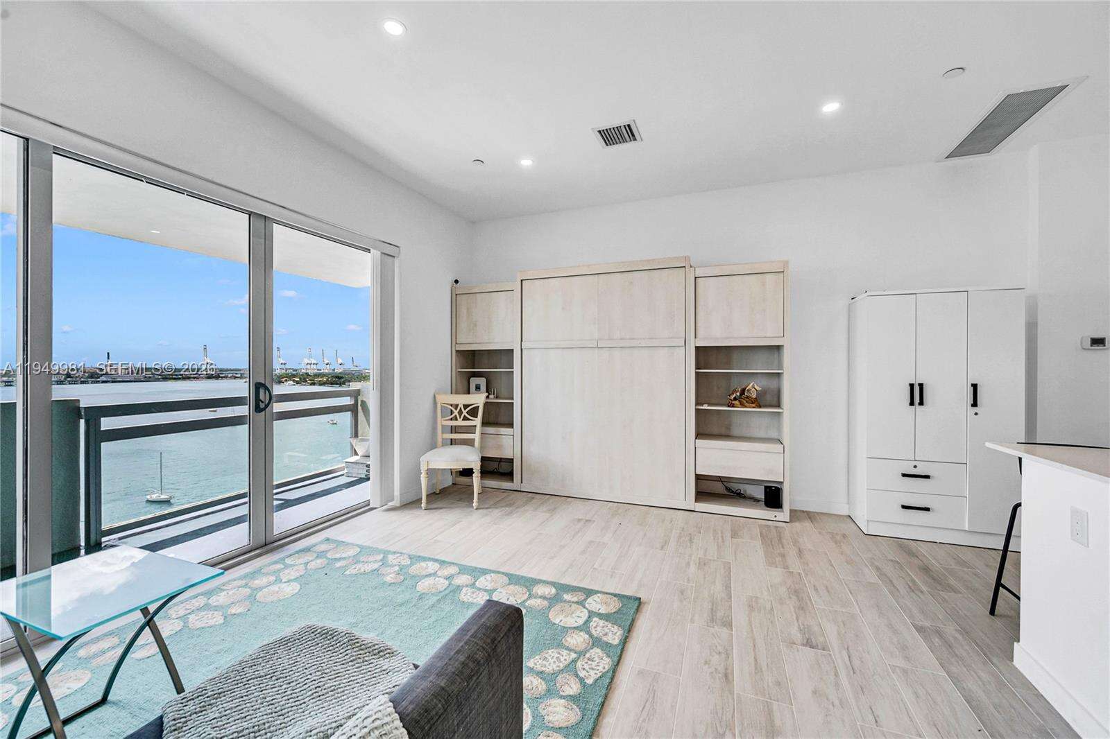 Flamingo South Beach at 1500 Bay Rd, Miami Beach, FL 33139 - For Rent photo 26