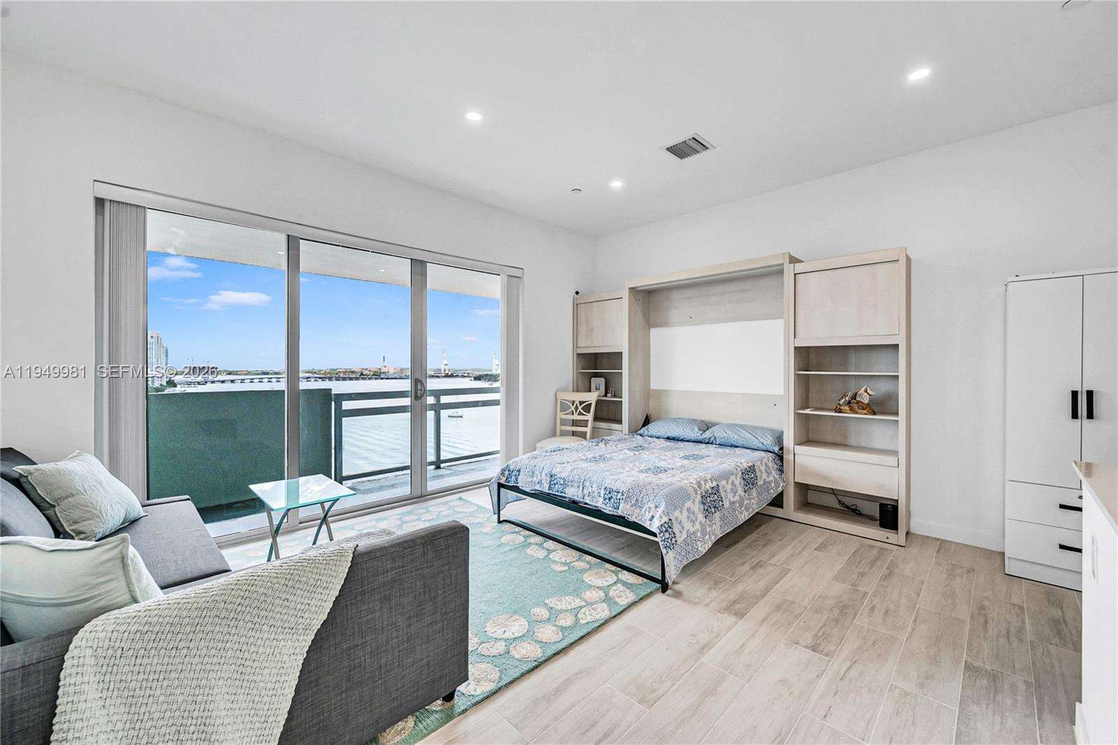 Flamingo South Beach at 1500 Bay Rd, Miami Beach, FL 33139 - For Rent photo 6