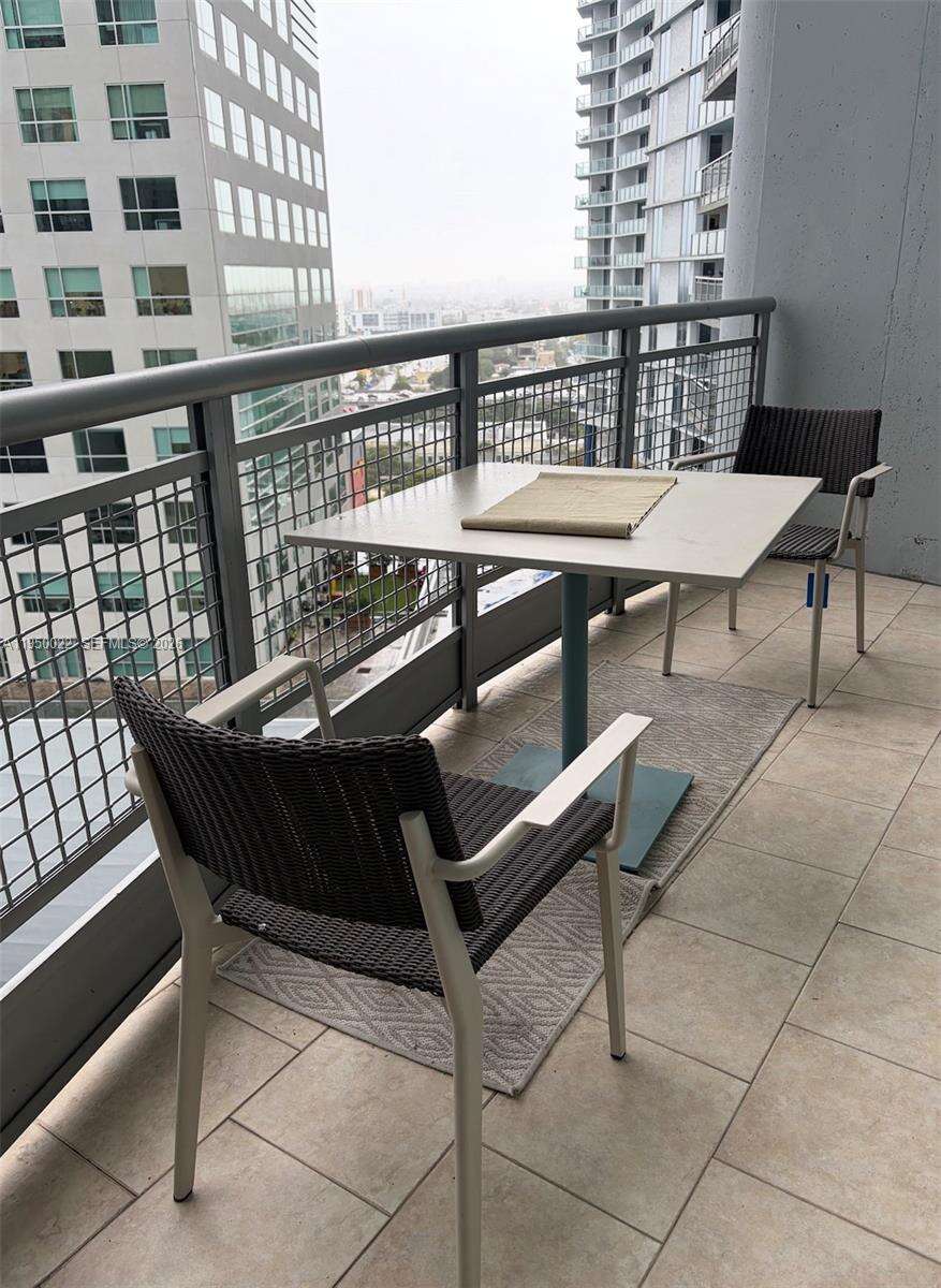 Neo Vertika at 690 1 Ct, Miami, FL 33130 - For Rent photo 26
