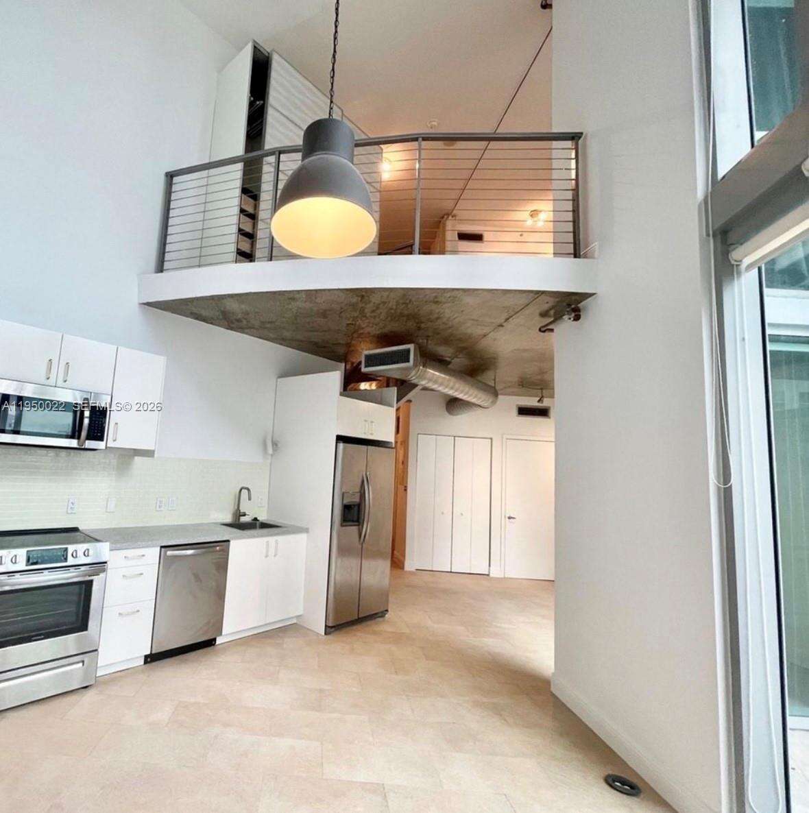 Neo Vertika at 690 1 Ct, Miami, FL 33130 - For Rent photo 8
