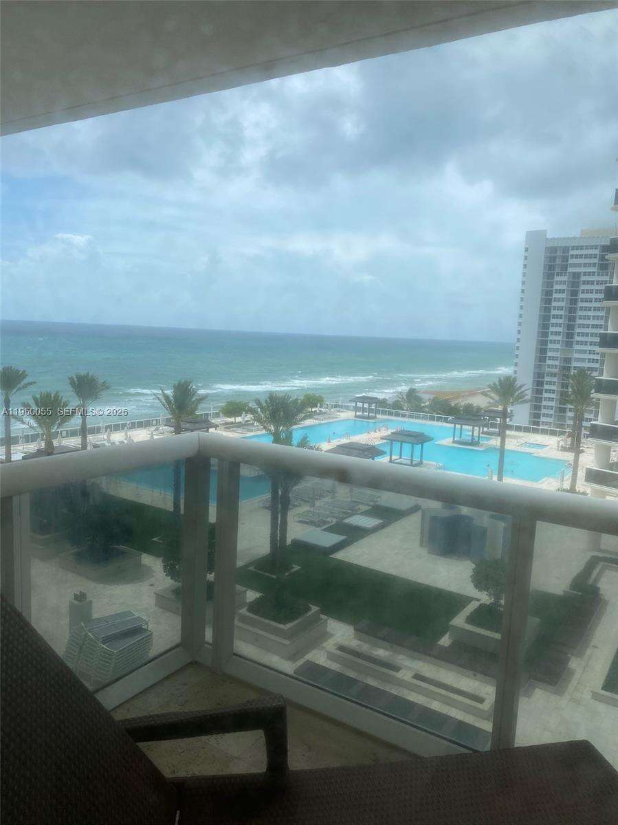 The Beach Club Two at 1830 Ocean Dr, Hallandale Beach, FL 33009 - For Rent photo 16