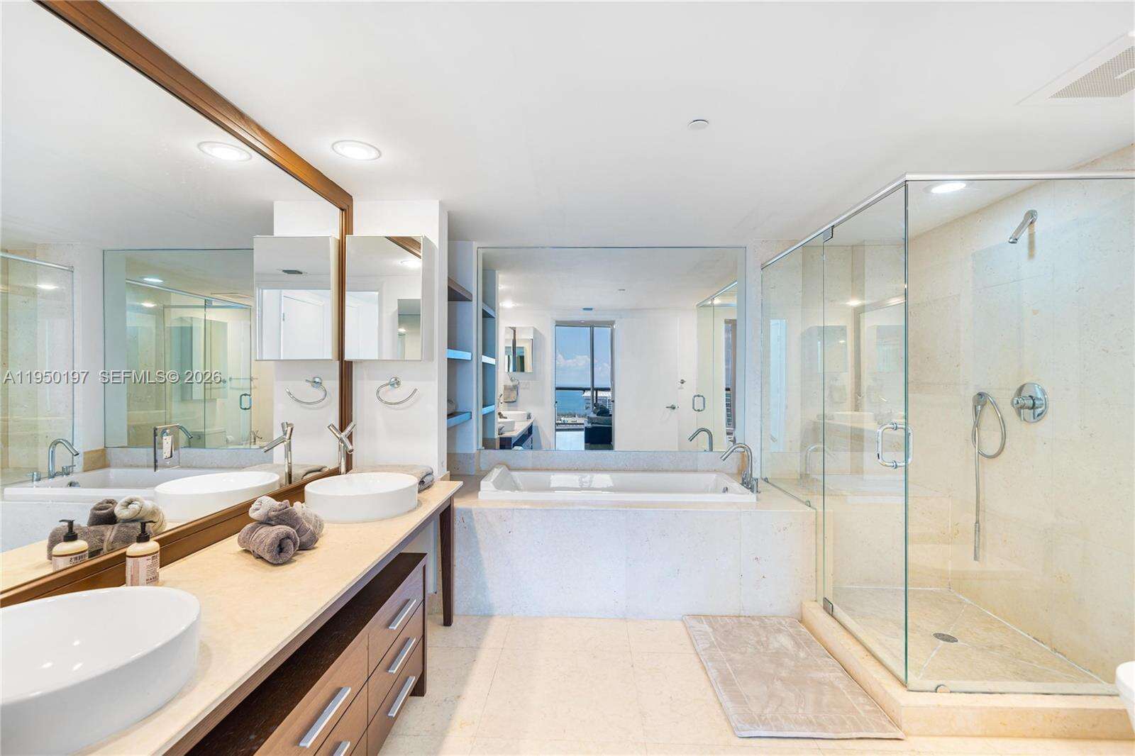 Icon Brickell 2 at 495 Brickell, Miami, FL 33131 - For Rent photo 16