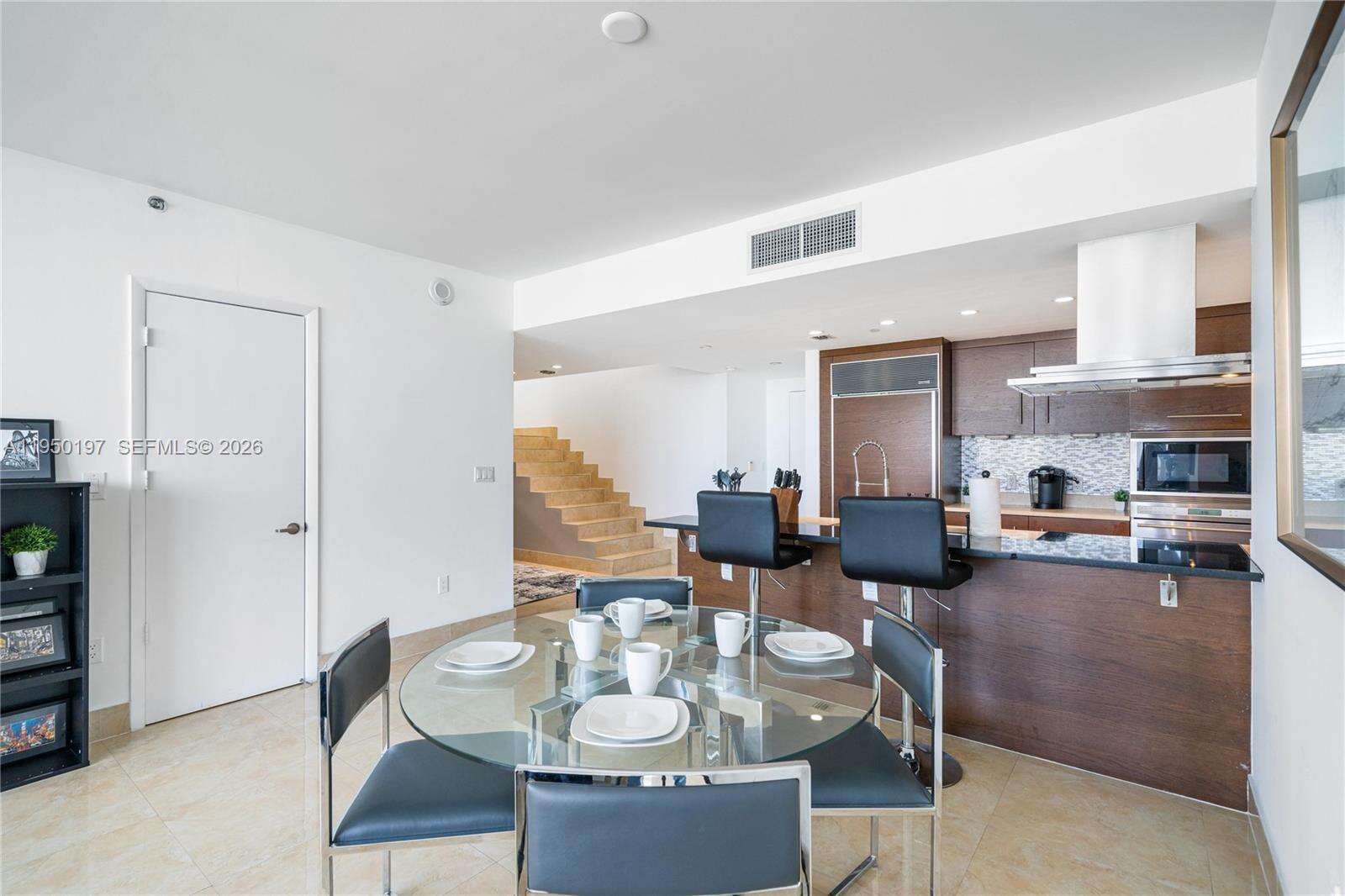 Icon Brickell 2 at 495 Brickell, Miami, FL 33131 - For Rent photo 6