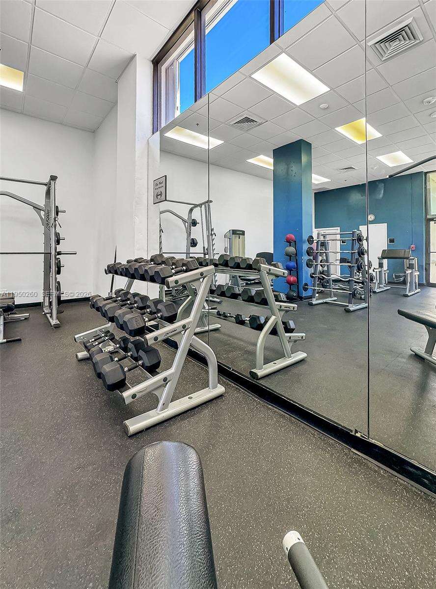 Arlen House at 100 Bayview Dr, Sunny Isles Beach, FL 33160 - For Rent photo 47