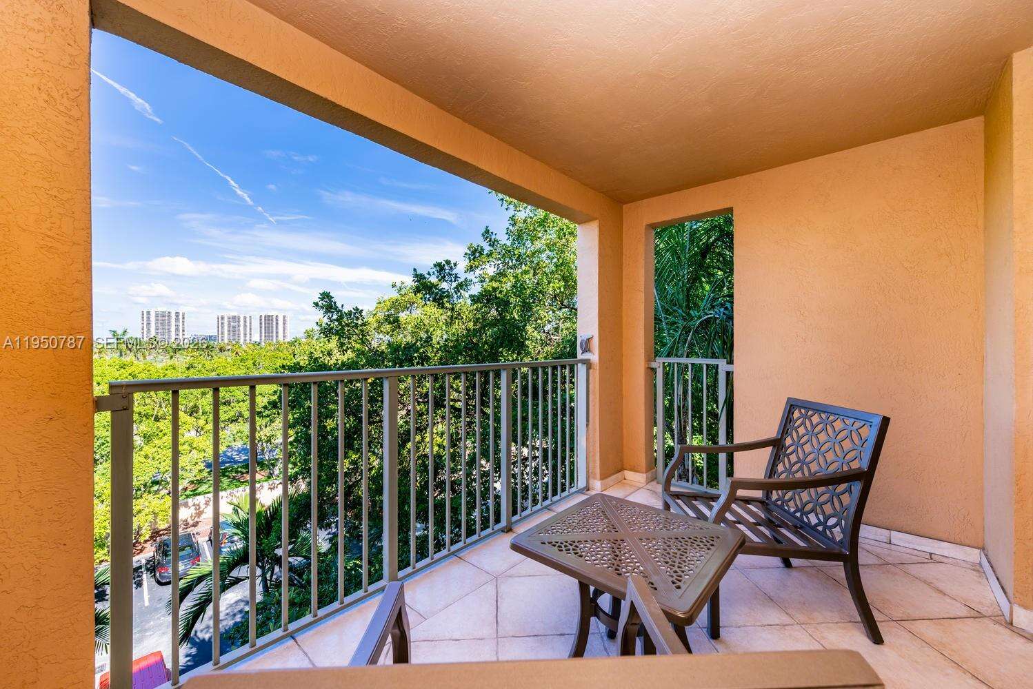 The Yacht Club At Aventura at 19801 Country Club Dr, Aventura, FL 33180 - For Rent photo 14