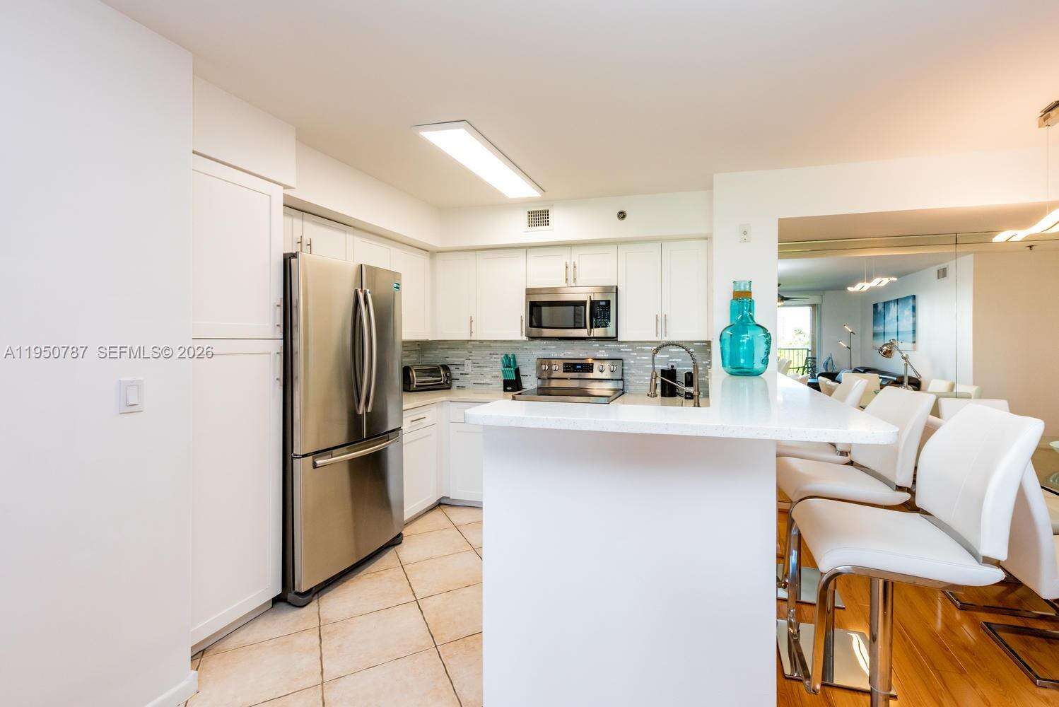 The Yacht Club At Aventura at 19801 Country Club Dr, Aventura, FL 33180 - For Rent photo 16