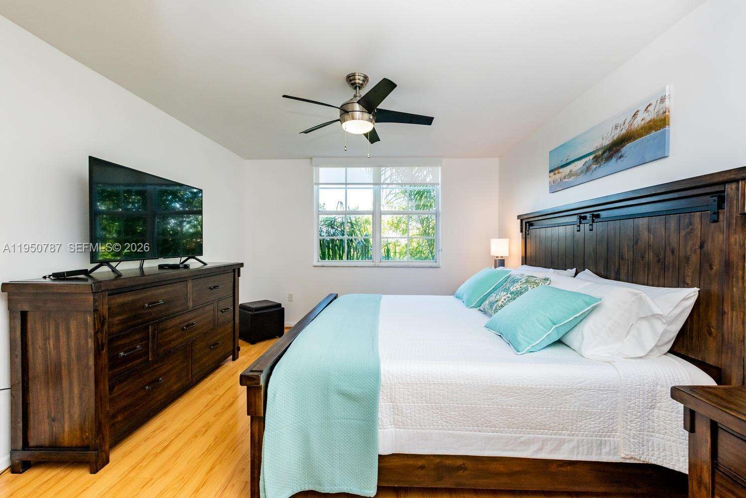 The Yacht Club At Aventura at 19801 Country Club Dr, Aventura, FL 33180 - For Rent photo 25