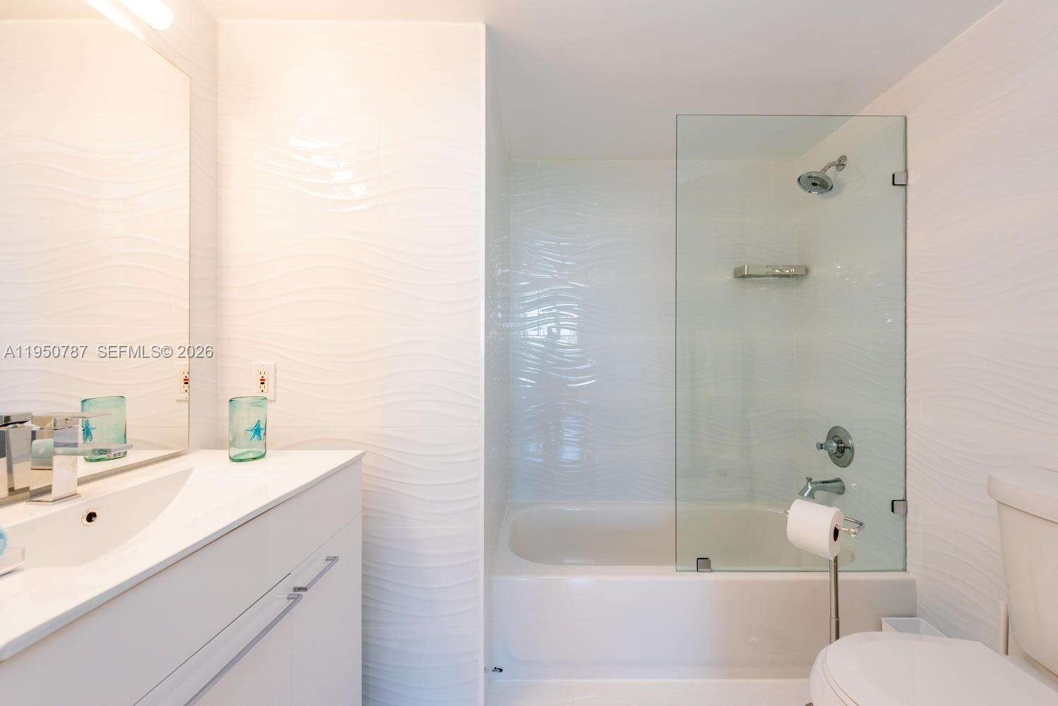 The Yacht Club At Aventura at 19801 Country Club Dr, Aventura, FL 33180 - For Rent photo 33