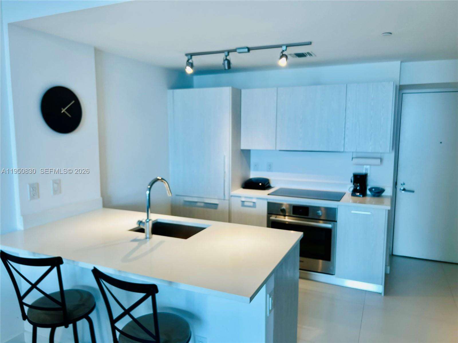 Paraiso Bayviews at 501 31 St, Miami, FL 33137 - For Rent photo 1