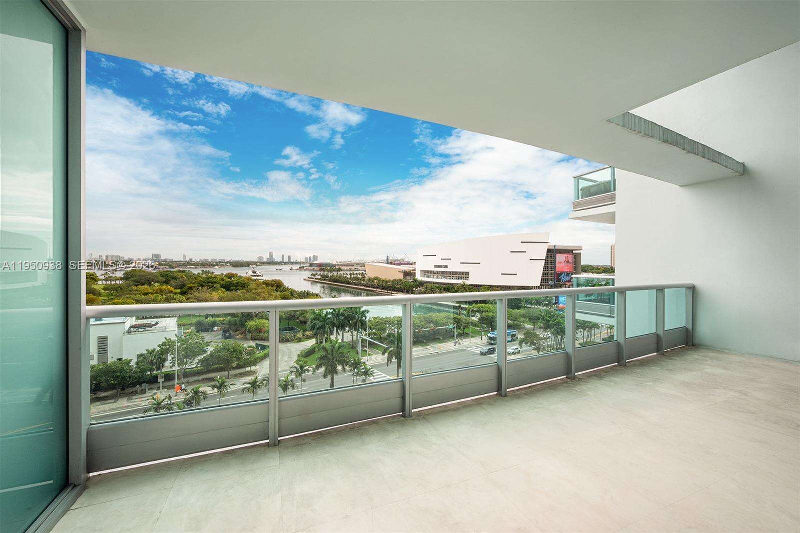 900 Biscayne at 900 Biscayne Blvd, Miami, FL 33132 - For Rent photo 16