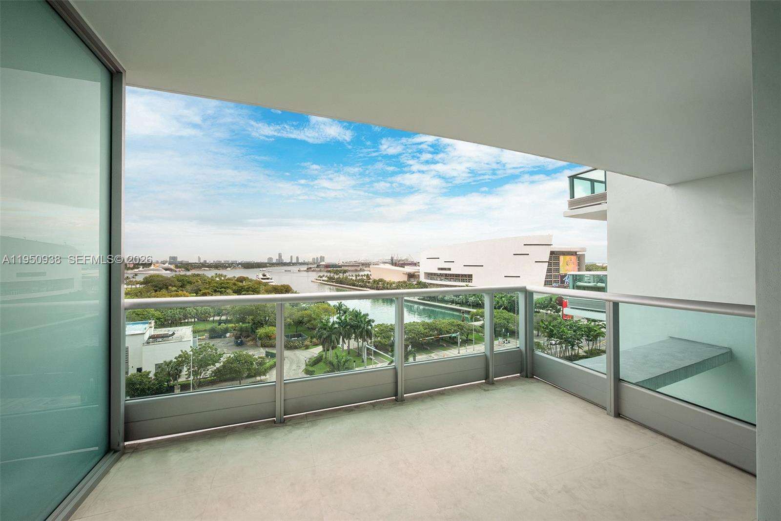 900 Biscayne at 900 Biscayne Blvd, Miami, FL 33132 - For Rent photo 20