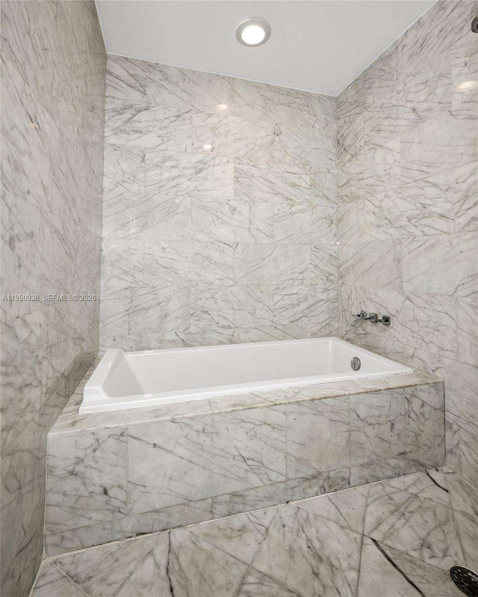 900 Biscayne at 900 Biscayne Blvd, Miami, FL 33132 - For Rent photo 35
