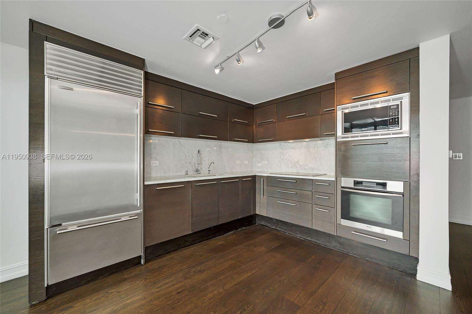 900 Biscayne at 900 Biscayne Blvd, Miami, FL 33132 - For Rent photo 10