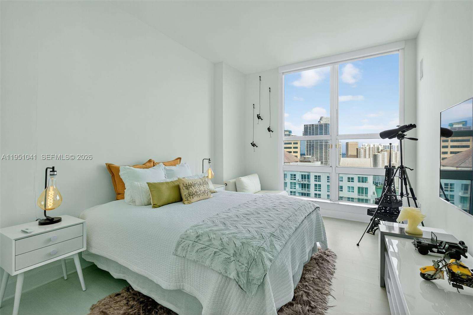 The Mark On Brickell at 1155 Brickell Bay Dr, Miami, FL 33131 - For Rent photo 12
