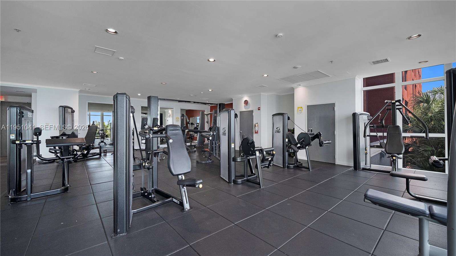 The Mark On Brickell at 1155 Brickell Bay Dr, Miami, FL 33131 - For Rent photo 24