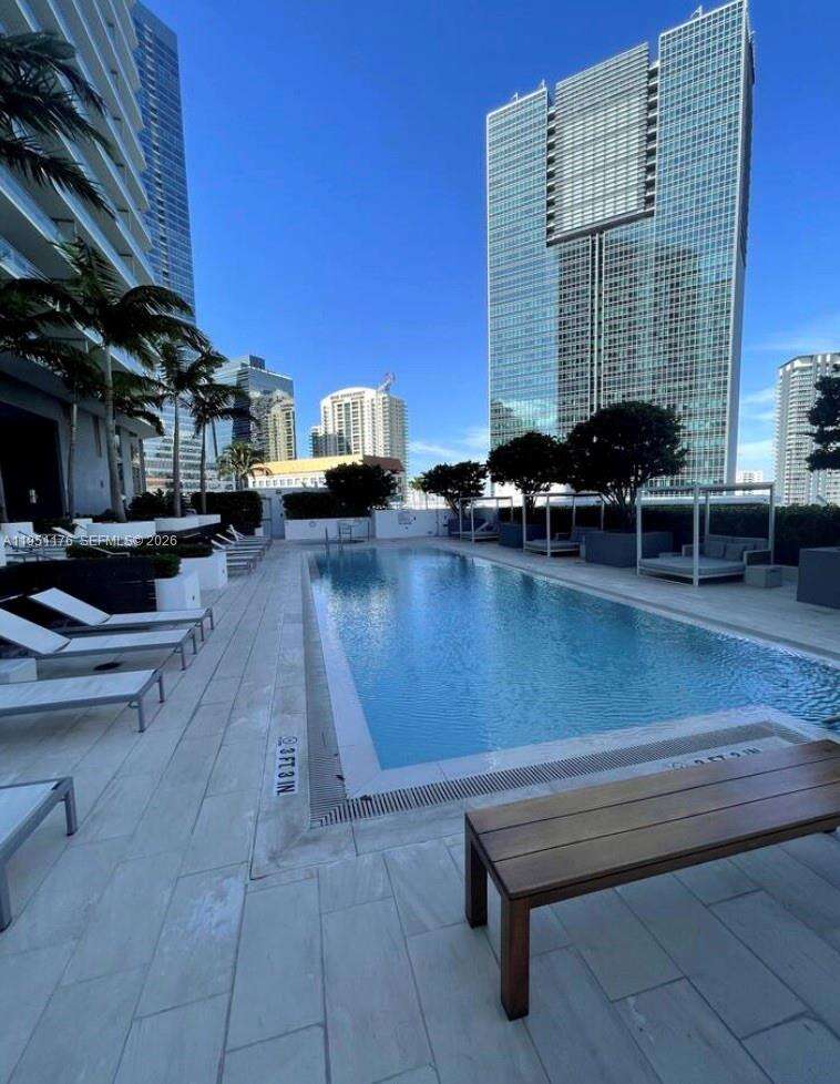 Brickell House at 1300 Brickell Bay Dr, Miami, FL 33131 - For Rent photo 11