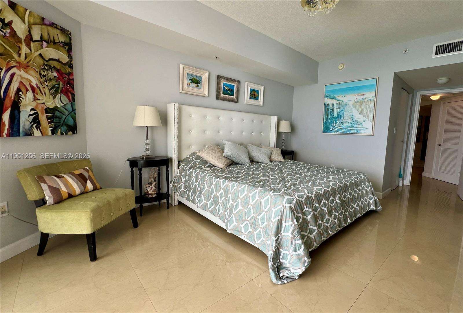 La Perla at 16699 Collins Ave, Sunny Isles Beach, FL 33160 - For Rent photo 13