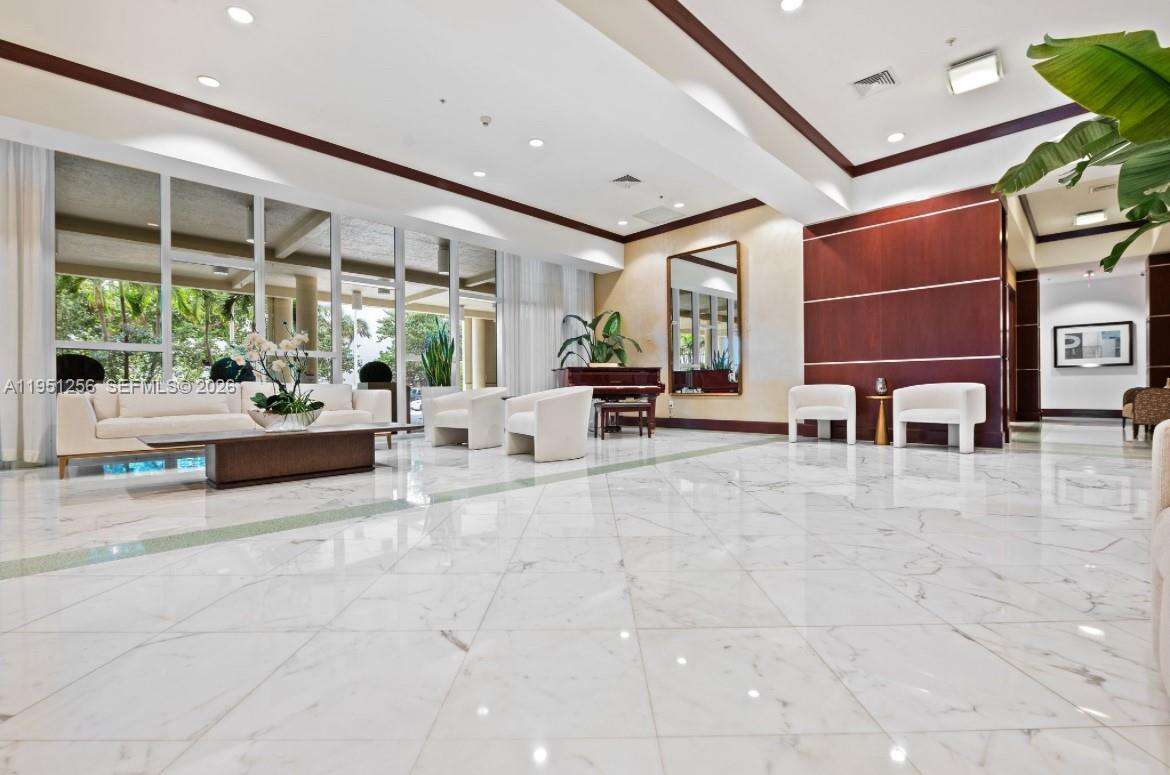 La Perla at 16699 Collins Ave, Sunny Isles Beach, FL 33160 - For Rent photo 28