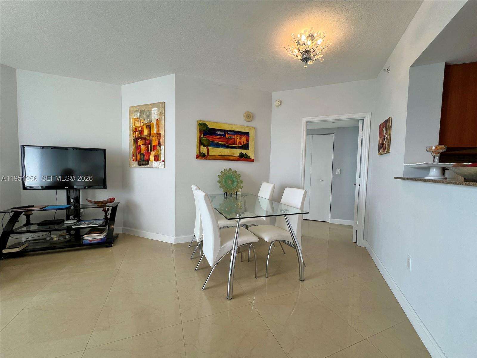 La Perla at 16699 Collins Ave, Sunny Isles Beach, FL 33160 - For Rent photo 4