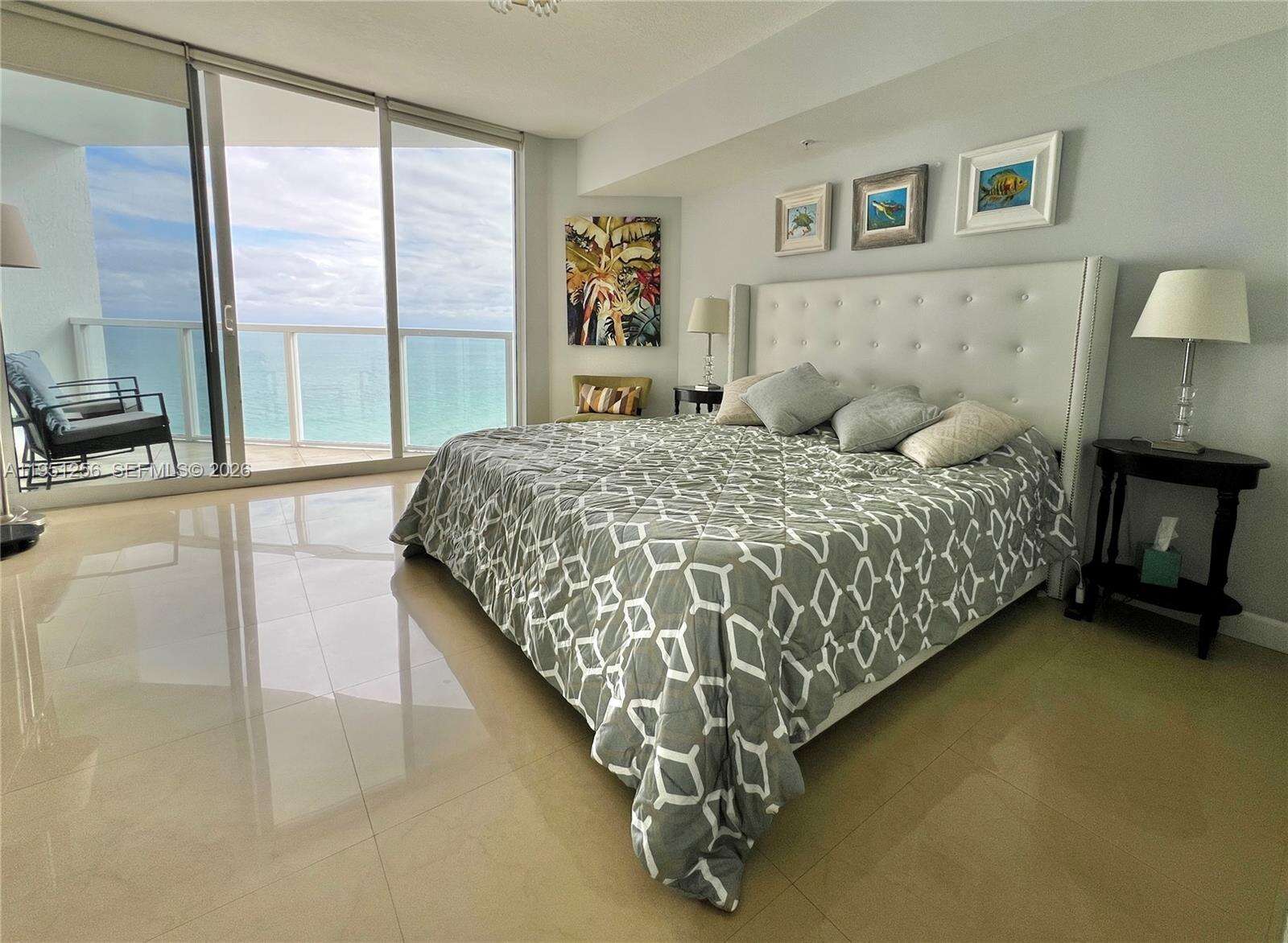 La Perla at 16699 Collins Ave, Sunny Isles Beach, FL 33160 - For Rent photo 10
