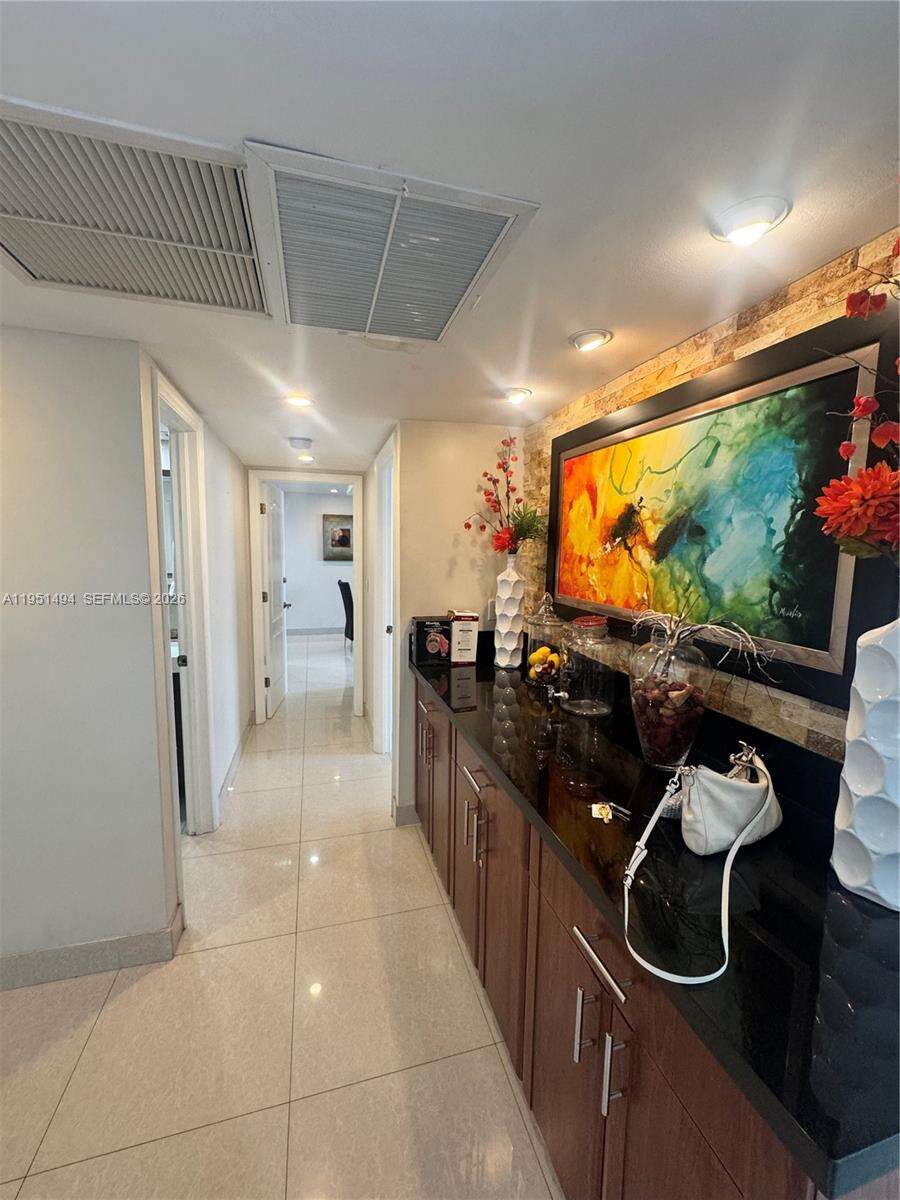 Ocean Reserve at 19370 Collins Ave, Sunny Isles Beach, FL 33160 - For Rent photo 19