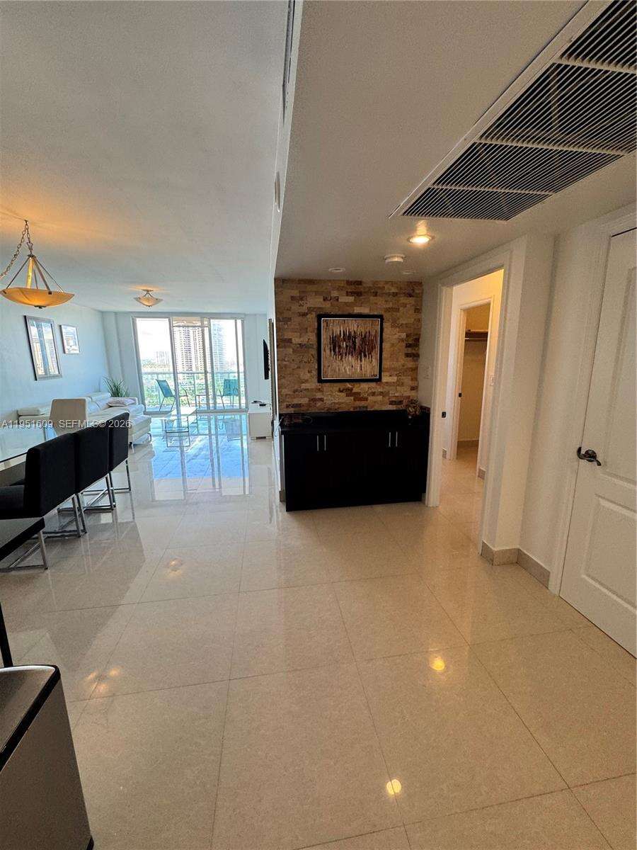 Ocean Reserve at 19370 Collins Ave, Sunny Isles Beach, FL 33160 - For Rent photo 2