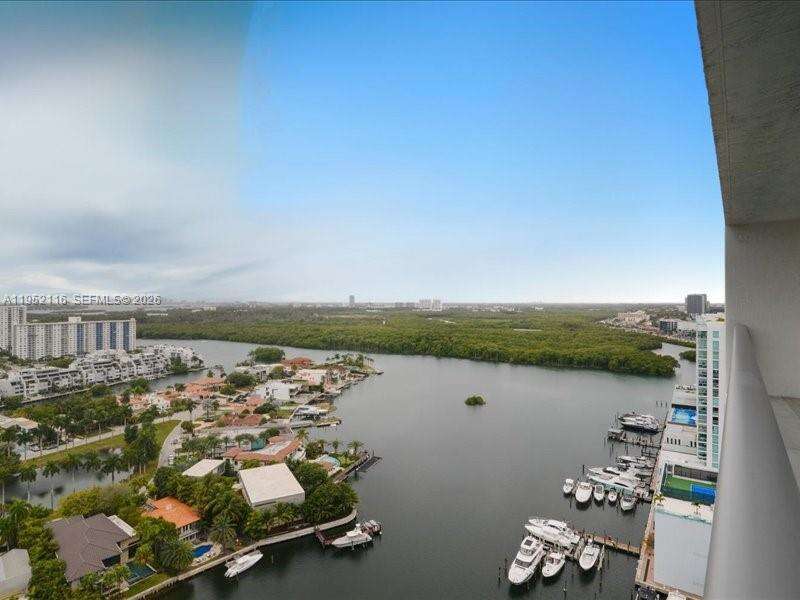 Parque Towers at 330 Sunny Isles Blvd, Sunny Isles Beach, FL 33160 - For Rent photo 2
