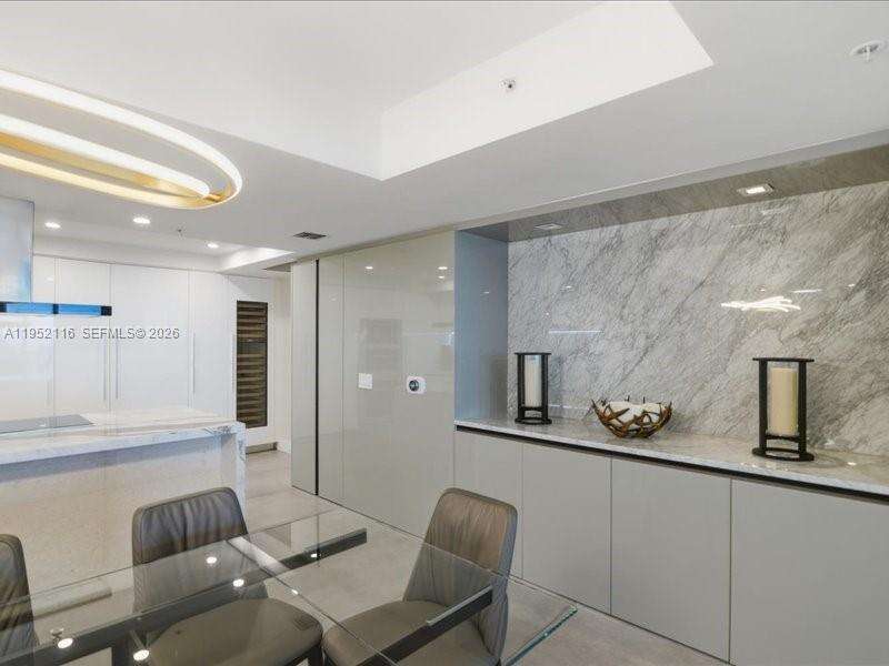 Parque Towers at 330 Sunny Isles Blvd, Sunny Isles Beach, FL 33160 - For Rent photo 16