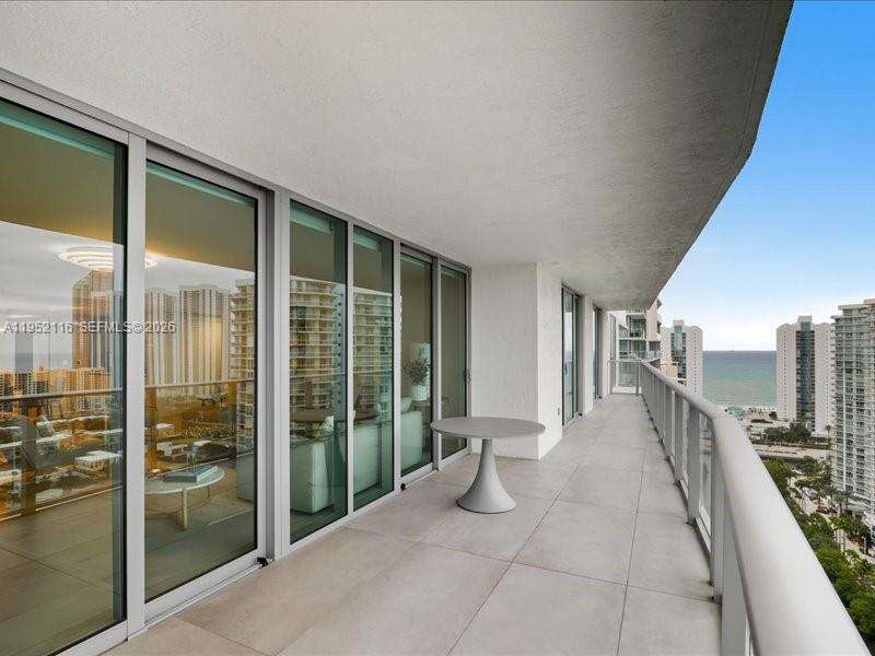 Parque Towers at 330 Sunny Isles Blvd, Sunny Isles Beach, FL 33160 - For Rent photo 51