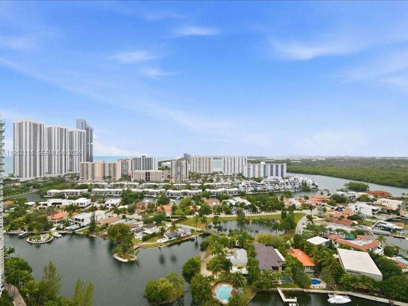 Parque Towers at 330 Sunny Isles Blvd, Sunny Isles Beach, FL 33160 - For Rent photo 52