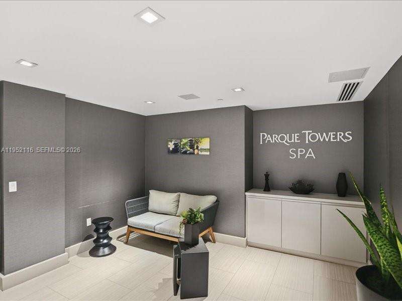 Parque Towers at 330 Sunny Isles Blvd, Sunny Isles Beach, FL 33160 - For Rent photo 59