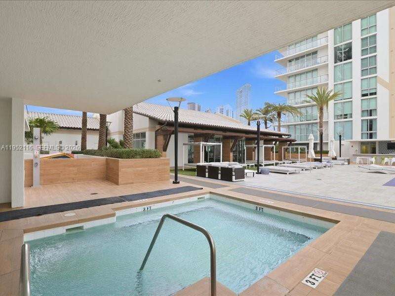 Parque Towers at 330 Sunny Isles Blvd, Sunny Isles Beach, FL 33160 - For Rent photo 60