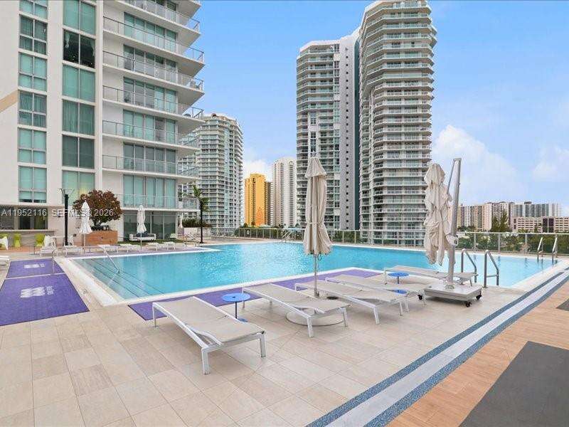 Parque Towers at 330 Sunny Isles Blvd, Sunny Isles Beach, FL 33160 - For Rent photo 61