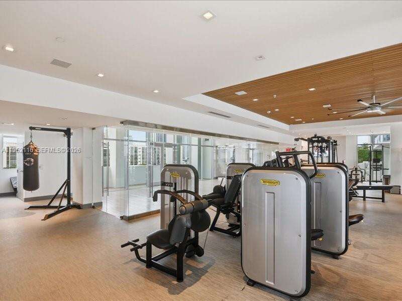 Parque Towers at 330 Sunny Isles Blvd, Sunny Isles Beach, FL 33160 - For Rent photo 72
