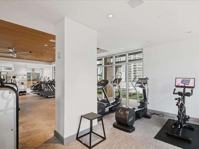 Parque Towers at 330 Sunny Isles Blvd, Sunny Isles Beach, FL 33160 - For Rent photo 73