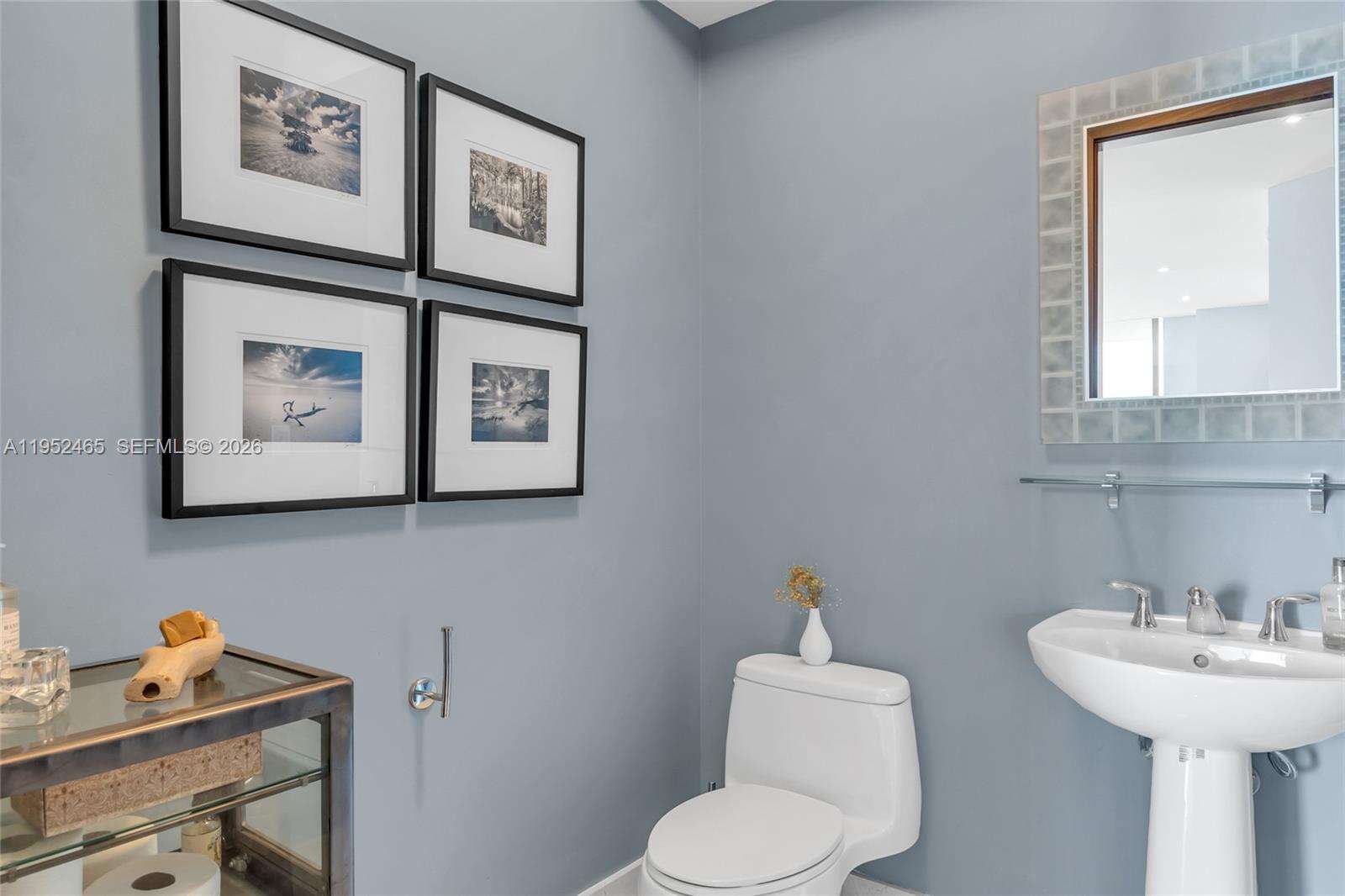 La Perla at 16699 Collins Ave, Sunny Isles Beach, FL 33160 - For Rent photo 24